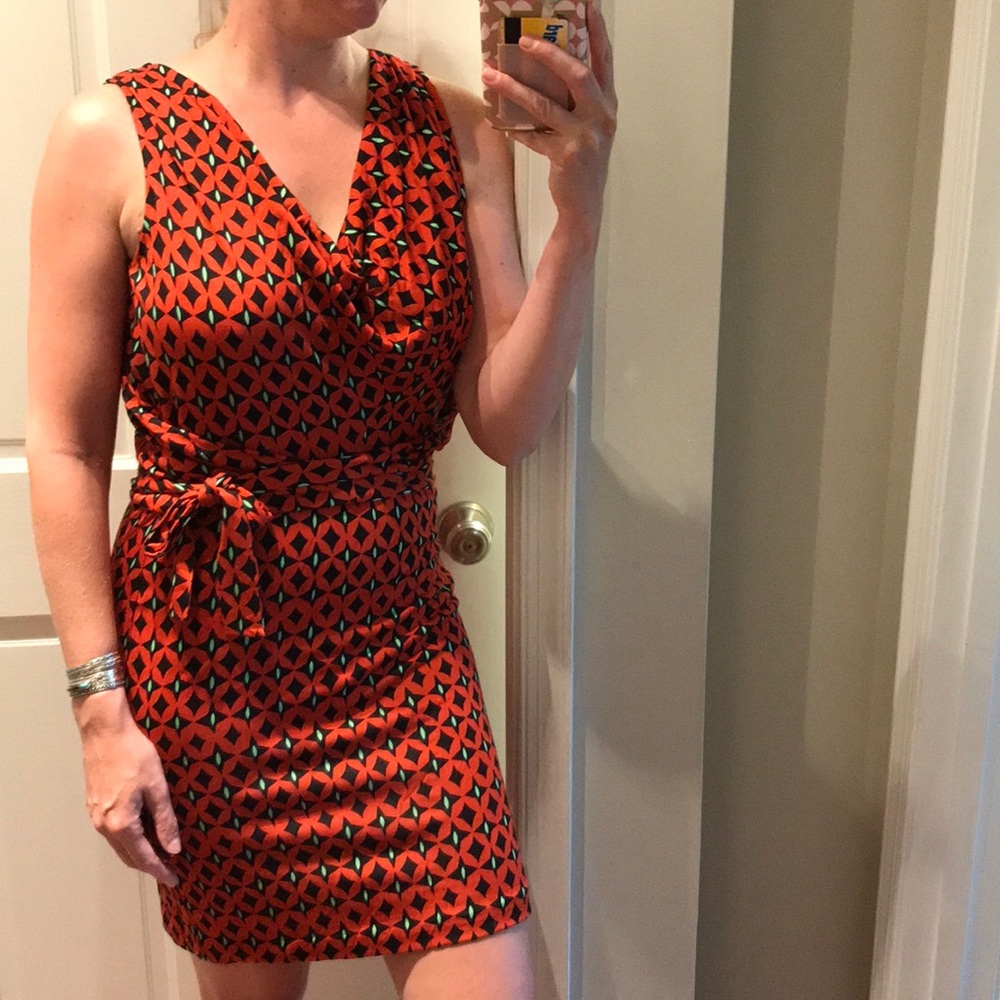 DVF 100% Silk Cowl Neck Tie Waist Geometric Dress
